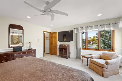 2409 E Greshan Court, Arlington Heights, IL 60004 - Photo 13