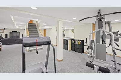 2409 E Greshan Court, Arlington Heights, IL 60004 - Photo 27