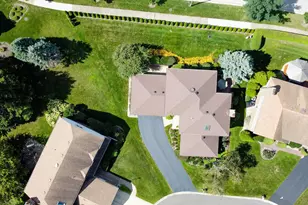 2409 E Greshan Ct, Arlington Heights, IL 60004 - Photo 33