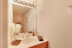 404 Tracy Terrace, Des Plaines, IL 60016 - Photo 9