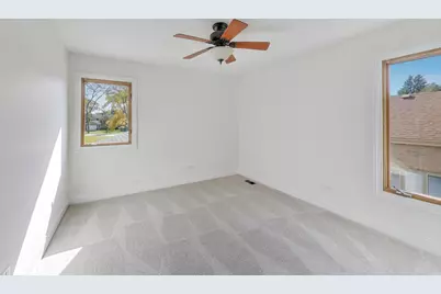 404 Tracy Terrace, Des Plaines, IL 60016 - Photo 13