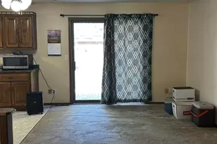 408 E Church St, Royal, IL 61871 - Photo 11