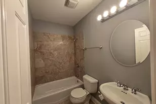 6736 S Merrill Ave, Chicago, IL 60649 - Photo 17