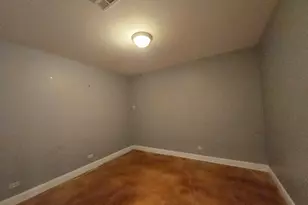 6736 S Merrill Ave, Chicago, IL 60649 - Photo 13