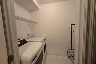 6736 S Merrill Ave, Chicago, IL 60649 - Photo 9