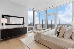 14 W Superior St, Chicago, IL 60654 - Photo 13