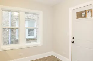 6418 N Richmond St, Chicago, IL 60645 - Photo 3