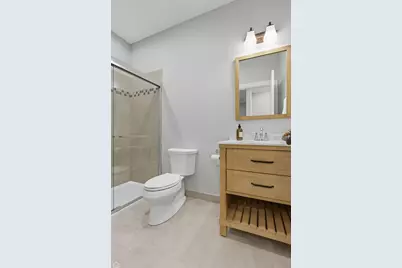 549 N Springfield Avenue, Chicago, IL 60624 - Photo 9