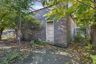 620 E 68th St, Chicago, IL 60637 - Photo 31