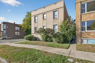 620 E 68th St, Chicago, IL 60637 - Photo 5