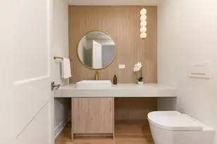 5309 Crain St, Skokie, IL 60077 - Photo 9