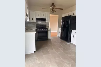 17700 Oakwood Avenue, Country Club Hills, IL 60478 - Photo 5