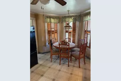 202 E 14th Street, Lockport, IL 60441 - Photo 11