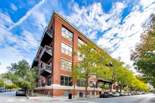 1040 W Adams St, Chicago, IL 60607 - Photo 1