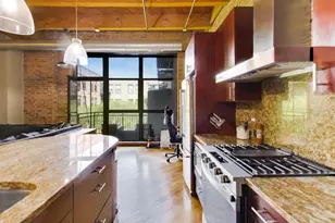 1040 W Adams St, Chicago, IL 60607 - Photo 7
