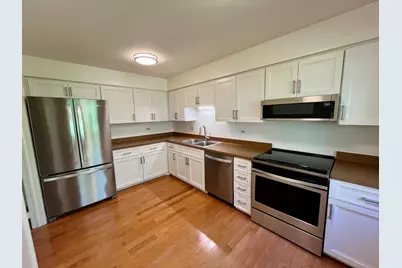 315 Bluff Court #C, Lake Barrington, IL 60010 - Photo 11