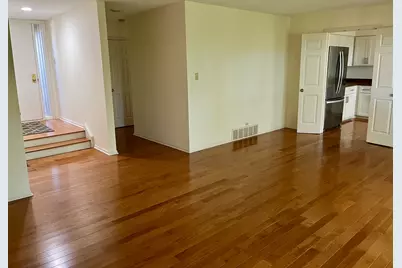 315 Bluff Court #C, Lake Barrington, IL 60010 - Photo 5