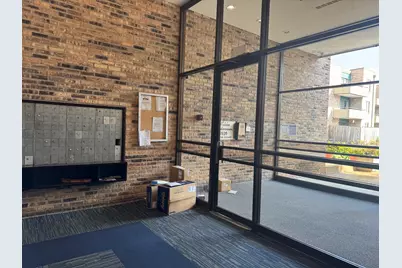 1926 Prairie Square #302, Schaumburg, IL 60173 - Photo 3