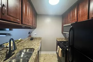 1926 Prairie Square, Schaumburg, IL 60173 - Photo 5