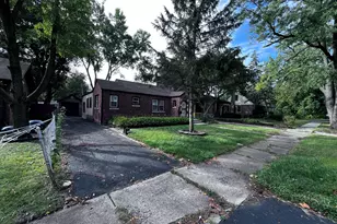 2131 170th St, Hazel Crest, IL 60429 - Photo 3