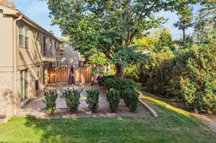 19W067 Avenue Normandy S, Oak Brook, IL 60523 - Photo 35