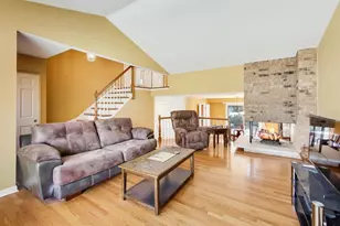 19W067 Avenue Normandy S, Oak Brook, IL 60523 - Photo 9