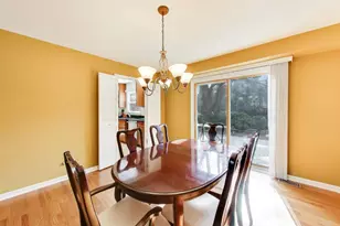 19W067 Avenue Normandy S, Oak Brook, IL 60523 - Photo 11