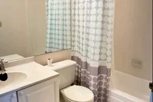 111 W Maple St, Chicago, IL 60610 - Photo 7