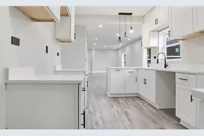 406 S 10th Avenue, Maywood, IL 60153 - Photo 11