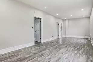 406 S 10th Ave, Maywood, IL 60153 - Photo 7