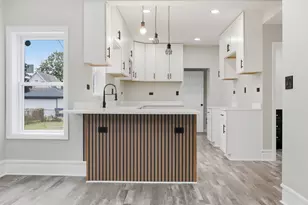 406 S 10th Ave, Maywood, IL 60153 - Photo 9