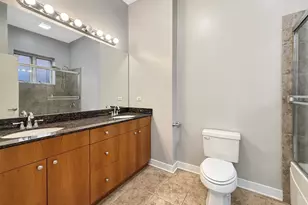 14 S Leavitt St, Chicago, IL 60612 - Photo 9