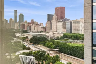 340 E Randolph St, Chicago, IL 60601 - Photo 17