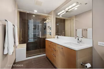 340 E Randolph Street #1506, Chicago, IL 60601 - Photo 11