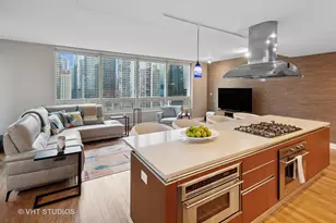 340 E Randolph St, Chicago, IL 60601 - Photo 7