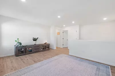 1044 Joice Lane, Mundelein, IL 60060 - Photo 13