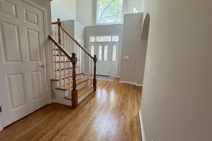 5 Hotchkiss Ct, Lincolnshire, IL 60069 - Photo 3