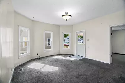 224 N Grand Avenue, Bradley, IL 60915 - Photo 5