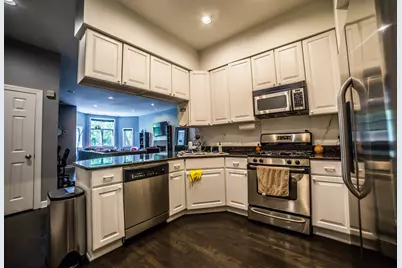 2629 N Ashland Avenue #2A, Chicago, IL 60614 - Photo 9