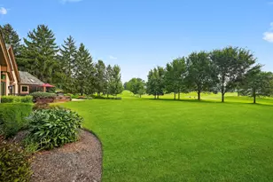 18 S Wynstone Dr, North Barrington, IL 60010 - Photo 17