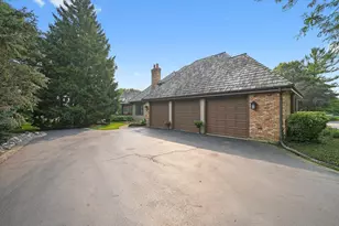 18 S Wynstone Dr, North Barrington, IL 60010 - Photo 13