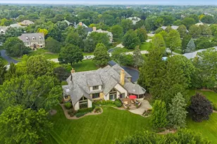 18 S Wynstone Dr, North Barrington, IL 60010 - Photo 3