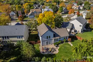 300 Churchill Ln, Aurora, IL 60504 - Photo 29