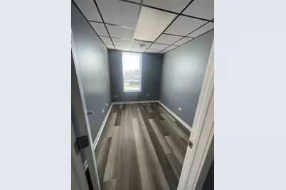 1329 W Irving Park Road #201, Bensenville, IL 60106 - Photo 5