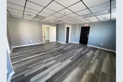 1329 W Irving Park Road #201, Bensenville, IL 60106 - Photo 7