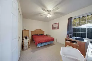 2422 E Green St, Urbana, IL 61802 - Photo 13