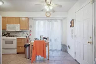 2422 E Green St, Urbana, IL 61802 - Photo 21