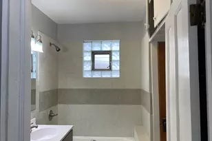 7154 S Rockwell St, Chicago, IL 60629 - Photo 35