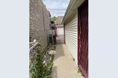 7154 S Rockwell Street, Chicago, IL 60629 - Photo 27