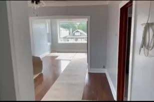 7154 S Rockwell St, Chicago, IL 60629 - Photo 3